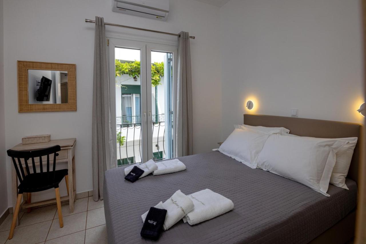 Apartment White Holidays Project Downtown Tinos